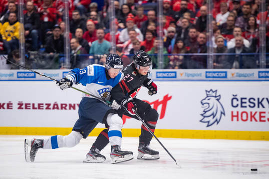 Lassi Thomson of Finland and Barrett Hayton of Canada
