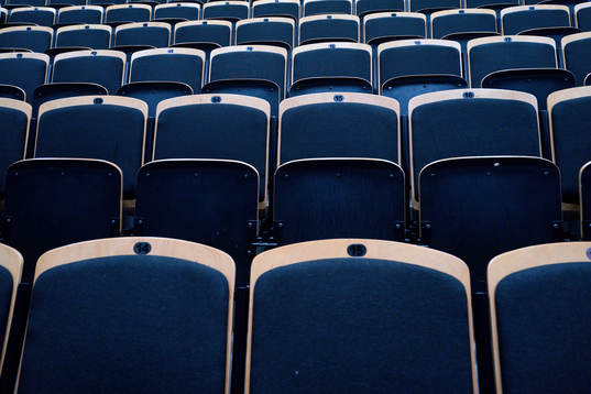 Tomma stolar i Skellefteå Kraft Arena före