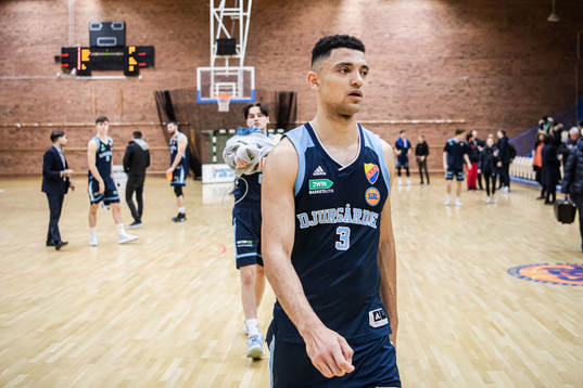 Djurgårdens Bryan Alberts deppar
