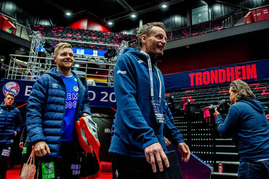 Christian Berge, head coach of Norway, at a training session