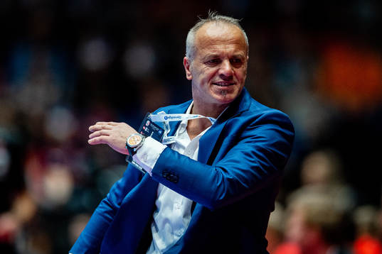 Bilal Suman, head coach of Bosnia-Herzegovina