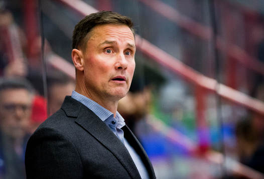 Frölundas tränare Roger Rönnberg deppar