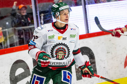 Frölundas Max Friberg jublar