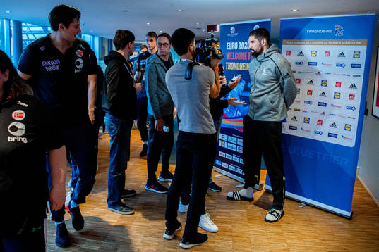 Magnus Abelvik Rød of Norway and Nikola Karabatic of