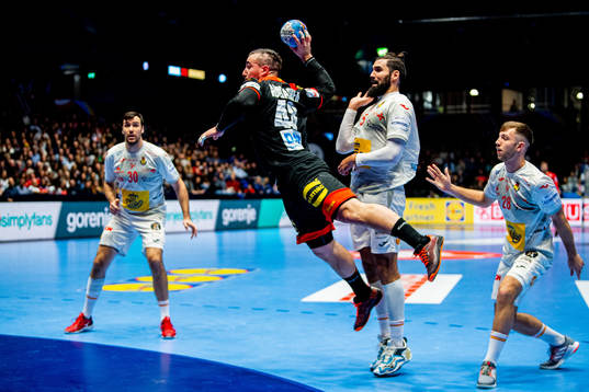 Jannik Kohlbacher of Germany