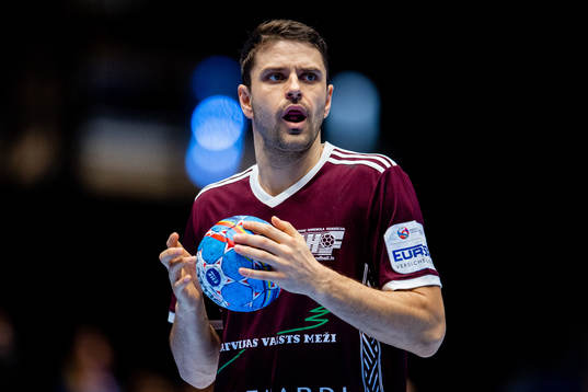 Maris Versakovs of Latvia