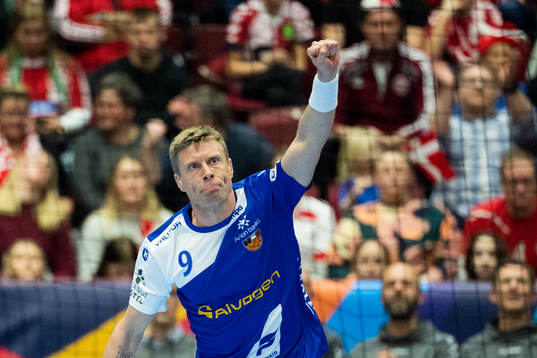 Gudjon Valur Sigurdsson of Iceland celebrates