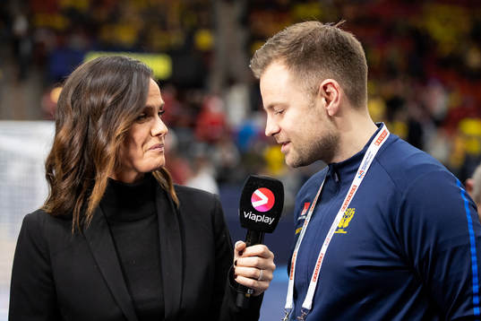 Suzanne Sjögren of Swedish broadcaster Viasat interviews
