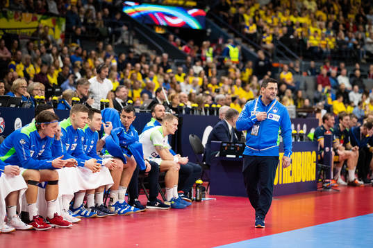 Head coach Ljubomir Vranjes of Slovenia