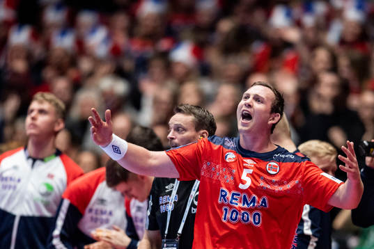 Sander Sagosen of Norway celebrate