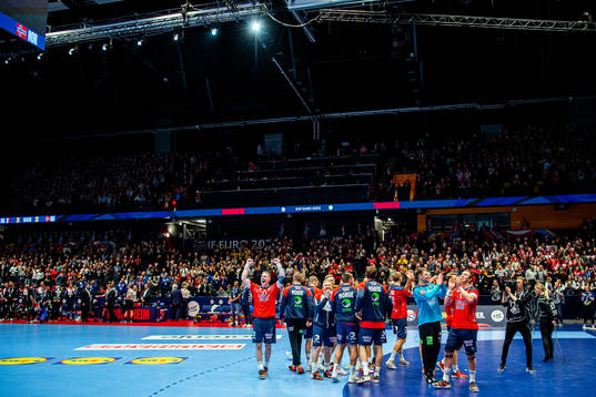 Magnus Gullerud, goalkeeper Torbjørn Bergerud, Sander