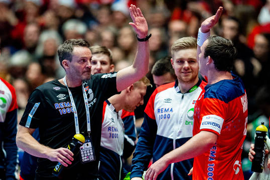 Christian Berge, head coach of Norway, and Sander Sagosen