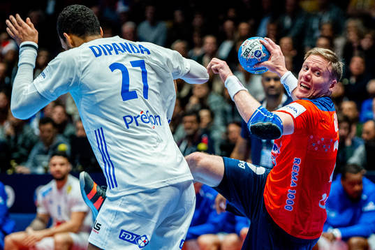Adrien Dipanda of France and Magnus Gullerud of Norway
