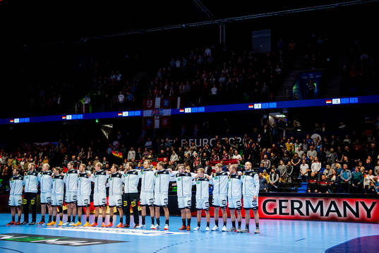 The players of Germany line up