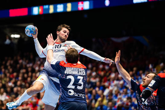 Martins Soares Miguel of Portugal and Gøran Johannessen of