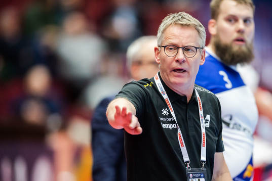 Gudmundur Gudmundsson, head coach of Iceland
