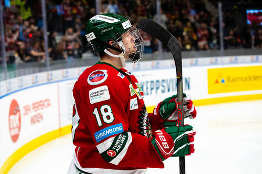 Frölundas Lucas Raymond jublar