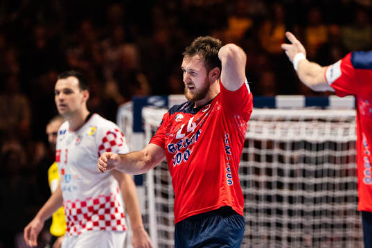 Christian O'Sullivan of Norway in pain