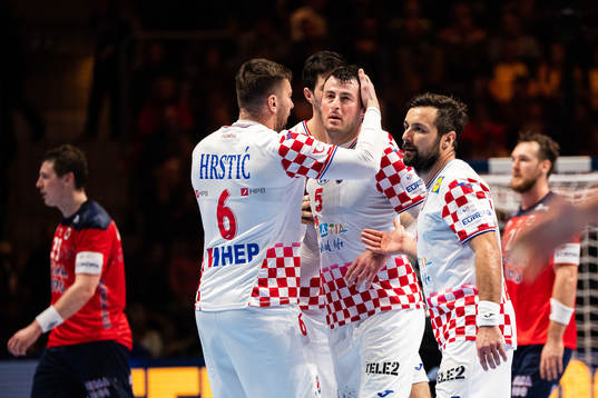 Domagoj Duvnjak of Croatia celebrates