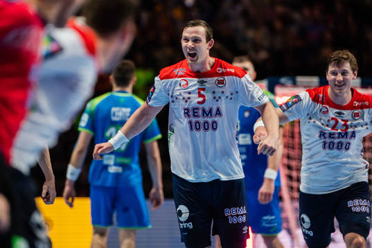 Sander Sagosen of Norway celebrates