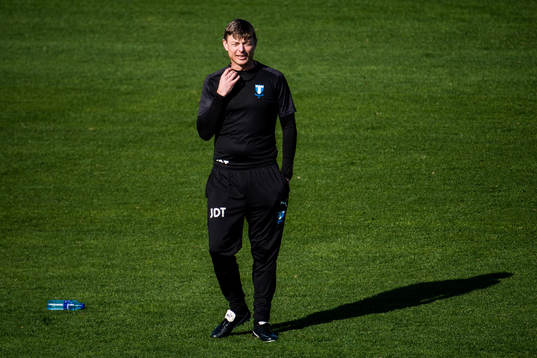 Tränare Jon Dahl Tomasson