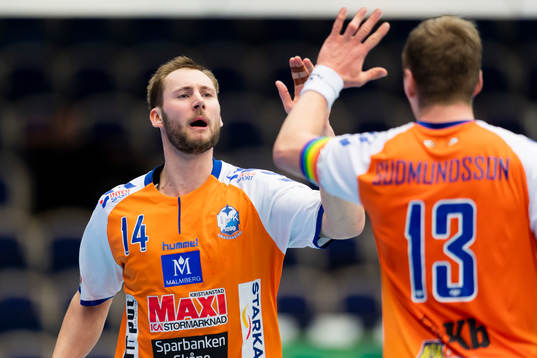Kristianstads Viktor Hallén och Olafur Gudmundsson jublar