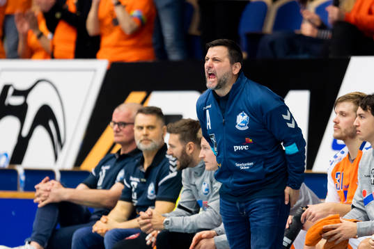 Kristianstads tränare Ljubomir Vranjes agerar