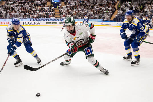 Leksands Martin Karlsson och Frölundas Lucas Raymond och