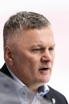 s tränare Stephan Lundh