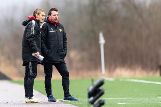 GAIS assisterande tränare Fredrik Holmberg och tränare