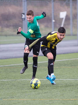 IFK Hässleholms Ali Reza Nazari i matchen i Vintercupen