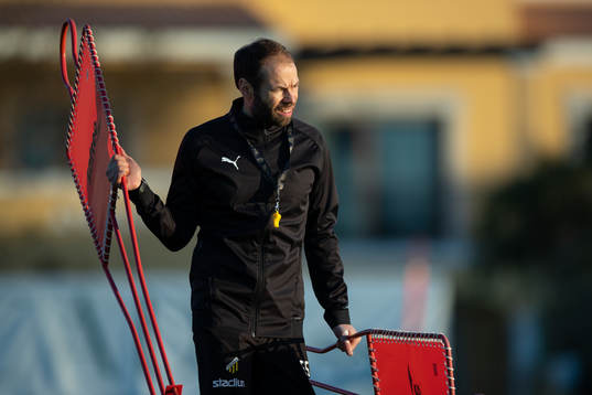 Häckens tränare Andreas Alm