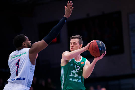 Luleås Quinton Upshur och Södertäljes Anton Gaddefors