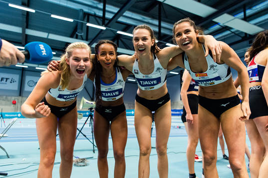 Amalie Iuel of Norway celebrates with team mates