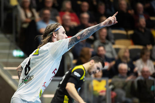Redbergslids Tobias Johansson jublar