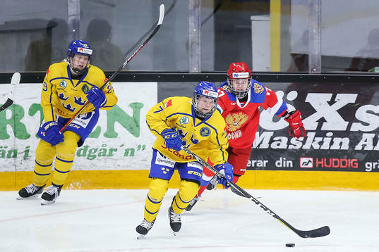 Sveriges Linnea Hedin och Rysslands Fanuza Kadirova