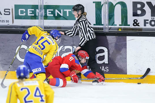 Sveriges Lisa Johansson och Rysslands Daria Zubok