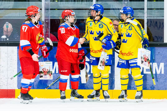 Rysslands Anna Shokhina och Anna Shibanova  samt Sveriges