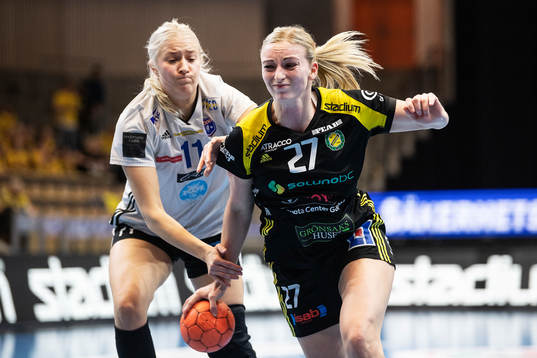 GT Söders Yasmin Domonji och Sävehofs Ida Staxen Lagerbon