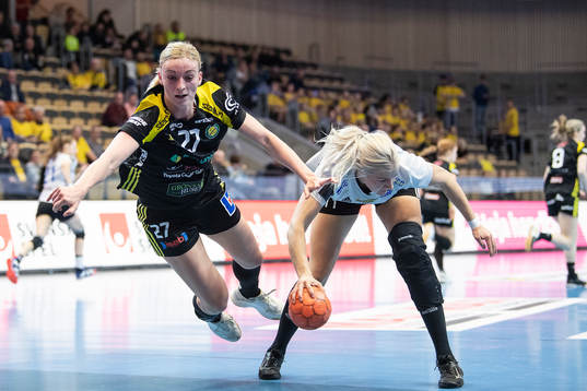 Sävehofs Ida Staxen Lagerbon och GT Söders Yasmin Domonji