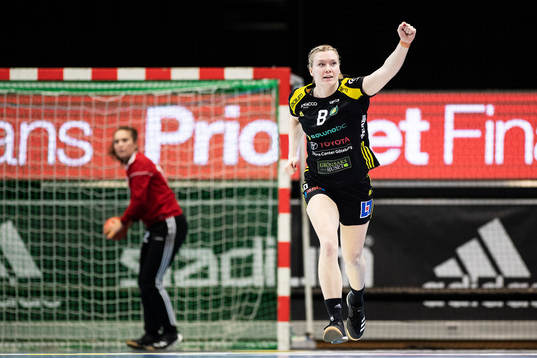 Sävehofs Johanna Forsberg jublar