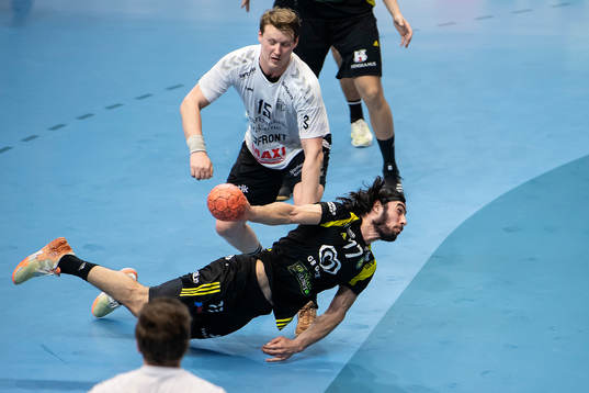 Guifs Markus Hagelin och Sävehofs Pouya Norouzi