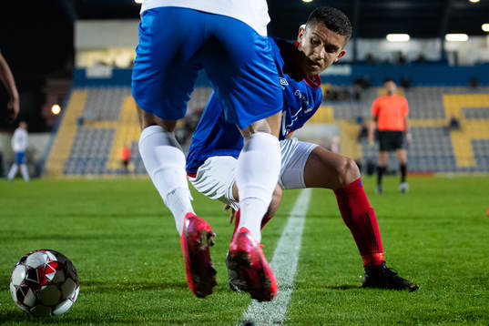 Osame Sahraoui of Vålerenga and Pontus Almqvist of