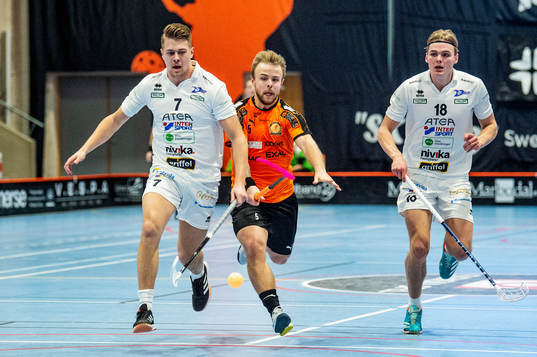 Växjös André Andersson och Philip Fox mot Höllvikens