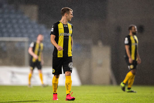 Alexander Kačaniklić of Hammarby looks dejected