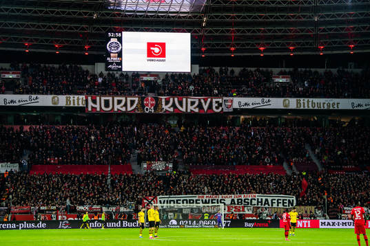 The 2-3 goal to Borussia Dortmund awaits a VAR-review