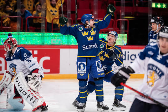 Jonathan Pudas and Emil Sylvegård of Sweden celebrate