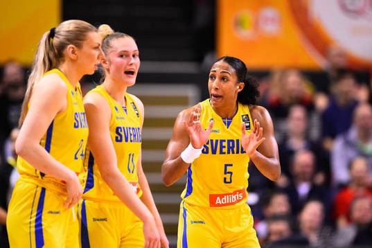 Paulina Hersler, Regan Magarity and Kalis Loyd of Sweden