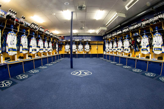 Leksands omklädningsrum är redo innan ishockeymatchen i