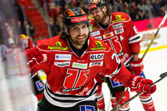 Örebros Ludvig Rensfeldt jublar